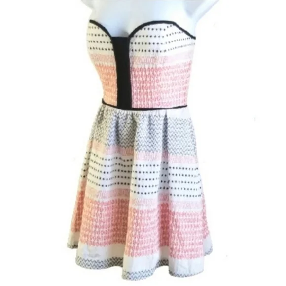 Ella Moss Dress Quilted Strapless with Pockets Pink Size M - Picture 5 of 11